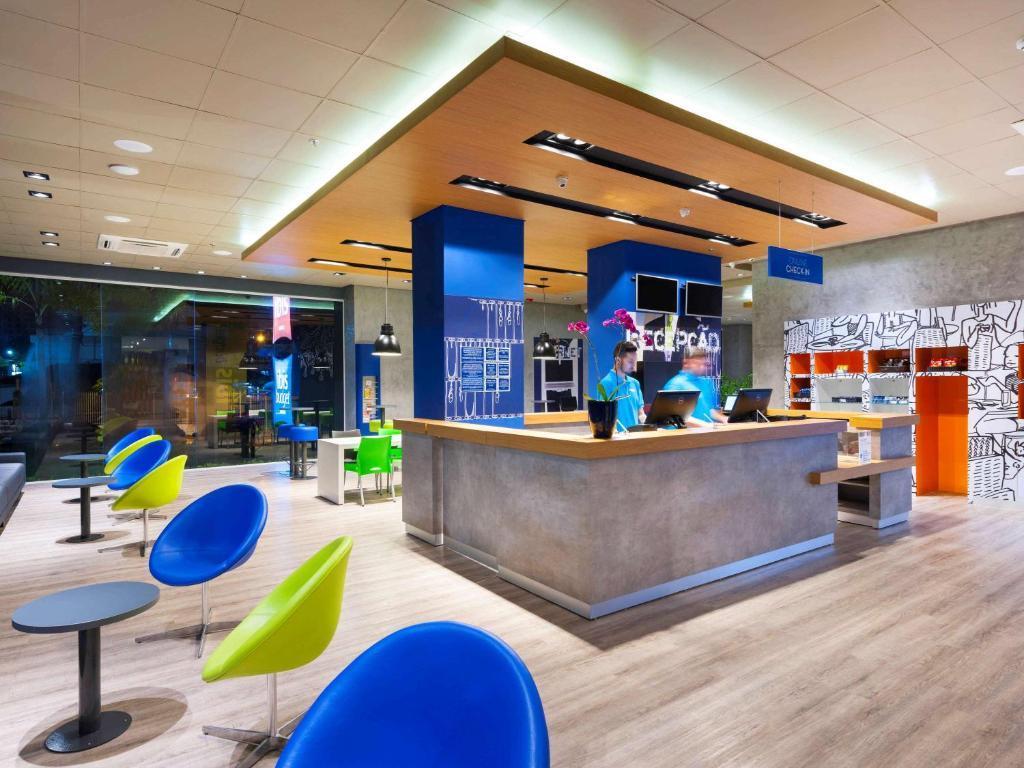 Ibis Budget Navegantes Itajaí Esterno foto